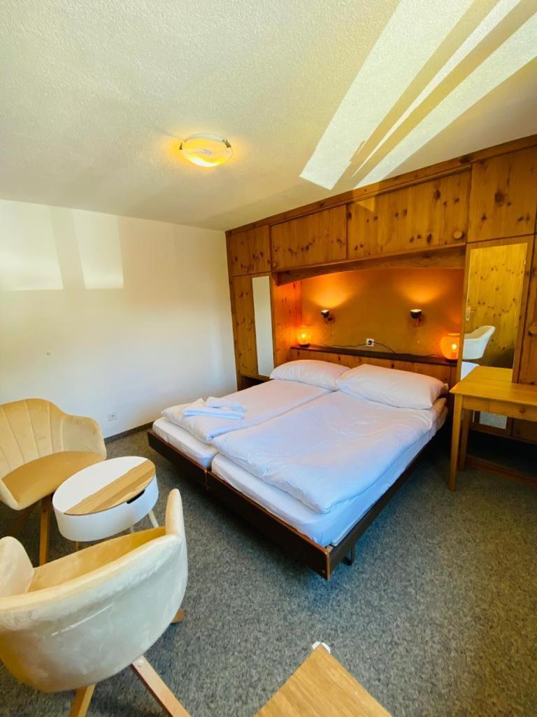 Hotel Old Jnn Klosters Exteriér fotografie